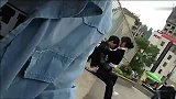 生活-公共场所情侣太奔放