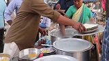 印度美食，低种姓人的街头自助餐，每天排队的人络绎不绝！