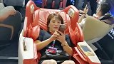 富婆就是会享受，眼前一幕，咱也不敢说，咱也不敢问！