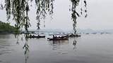 鹏鹏丹丹第一次游西湖，爆笑上演断桥故事，逗得农哥舅舅笑不停