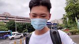 外卖哥去北京总部参观，刚出家门西瓜就被偷，这地摊真没法摆了！