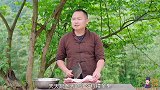 4斤兔肉和莴笋放火锅里一煮，麻辣鲜香，真下饭