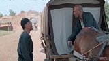 石头这明知道族长被土匪绑了, 不说, 还吃别人家的面