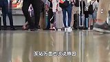 北上高铁大规模晚点超一小时？官方回应：系接触网断电