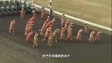 穿着恐龙服跑百米，场面过于滑稽，全程笑着看完