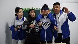 蒙眼听枪声猜装备，二浪竟连装备出毛病都能听出来，真逗