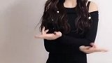 漂亮的美女，穿上露肩装显得肌肤很白皙