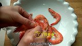 豆腐还在炒着吃吗？试试这样和虾配，每次一盘不够吃