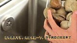 教你蛏子最鲜美的吃法，原汁原味，做法简单，上桌就抢光！