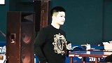 樊振东唱《十年》 ，可可爱爱的！