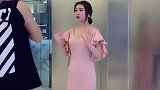 放开那姑娘哈哈哈