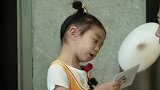 Lucky奶声奶气向李承铉撒娇，谁注意到陈飞宇的表情，太逗了