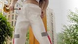 美女唢呐演奏《雨花石》精彩好听，真是有才华！
