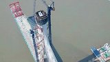在建的沪通长江大桥张家港段