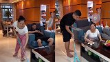 两个人相爱不容易，好好珍惜当下拥有。
