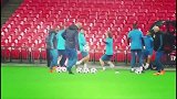 西甲-球队训练齐祖一旁抢戏 极致停球水平不减当年-专题