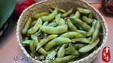 多吃豆子好处多，豆子做成汤，汤鲜味美，营养价值高