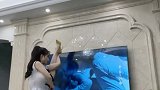 居家美女表演绝活，精彩有看点给满分