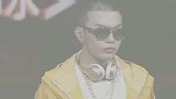 中国有嘻哈：小白忘词，辛巴慌乱，两个人演的一塌糊涂