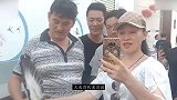 大衣哥传来喜讯，斤女儿要嫁人准女婿究是什么身份