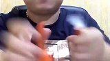 刚刚出锅的油炸大龙虾色香味俱全鲜美无比