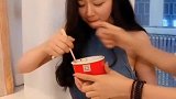 果然不管多漂亮的妹子，都逃不过“真香定律”