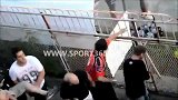 马其顿甲-1415赛季-马其顿德比警察投手榴弹炸断球迷手-新闻