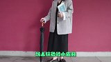 穿上黑色连衣裙和格子西装，让你满身英伦范