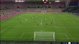 第56分钟乌迪内斯球员斯特里格·拉尔森射门 - 打偏