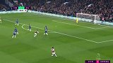 上半场补时第2分钟阿斯顿维拉球员特雷泽盖·哈桑射门 - 被扑