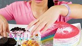 心灵手巧的小姐姐自制彩虹千层蛋糕，看颜值就知道会很好吃