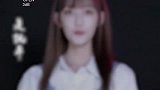 小姐姐唱歌气息真稳，音色清亮充满感情，好听