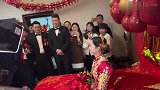 伴郎话音刚落，不料新娘这样做，全场爆笑！