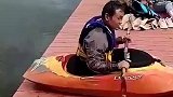 一时分不清大哥在秀操作还是真的不会滑