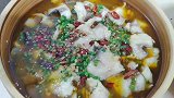 来来来，吃饭了，八个人吃的，量还比较足
