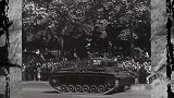 1941年德国在法国巴黎举行阅兵珍贵录像，坦克都开来了