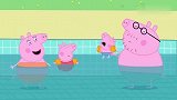 小猪佩奇：猪爸爸太过分了，乔治不想玩水都哭了，他却还在笑