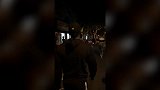 震惊！火箭队当家球星竟沦落至此 在上海接头骑小电驴无人认出