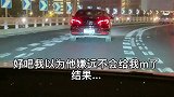 即便我不说 他也有的是方法让我开心起来 能够看穿我包容我 用行动给我想要的安全感十开和笑笑 恋爱日常 情侣