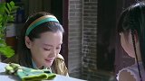 母亲不听亲生女儿的话，反而对不是亲生的儿女特别好