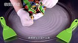 孩子们超喜欢吃的玩具总动员饼干，被牛人做成了炒冰淇淋，厉害