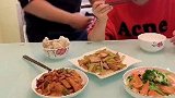 今天冬至吃饺子哦！