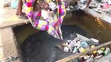 实拍印度造纸厂，各种垃圾就是原料连烘干机都没有