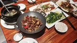 单车骑行广西，和南宁大哥品尝当地美食，你吃过几道