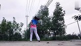 伤感情歌《人生如梦》道出人生的真理，舞出健康的舞步