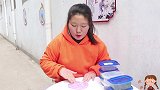 考试60分无硼砂泥玩到手软，皮皮考了100分却要付150元