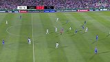 第83分钟桑托斯拉古纳球员巴尔德斯射门