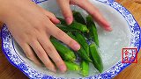 秋葵怎么做才好吃很多人第一步就错了，教你个技巧，比吃肉还香