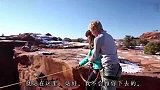 旅游-情侣山顶蹦极，结局出人意料