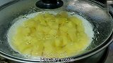在家自制街边小吃孜然土豆，浓浓的烧烤味，香辣过瘾，秒杀路边摊